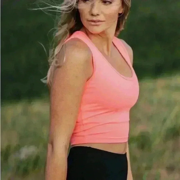 NWT Zyia Flamingo Stronger Tank - Picture 2 of 2